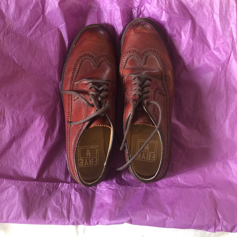 Frye Men’s Red-Brown Leather Wingtip Derby